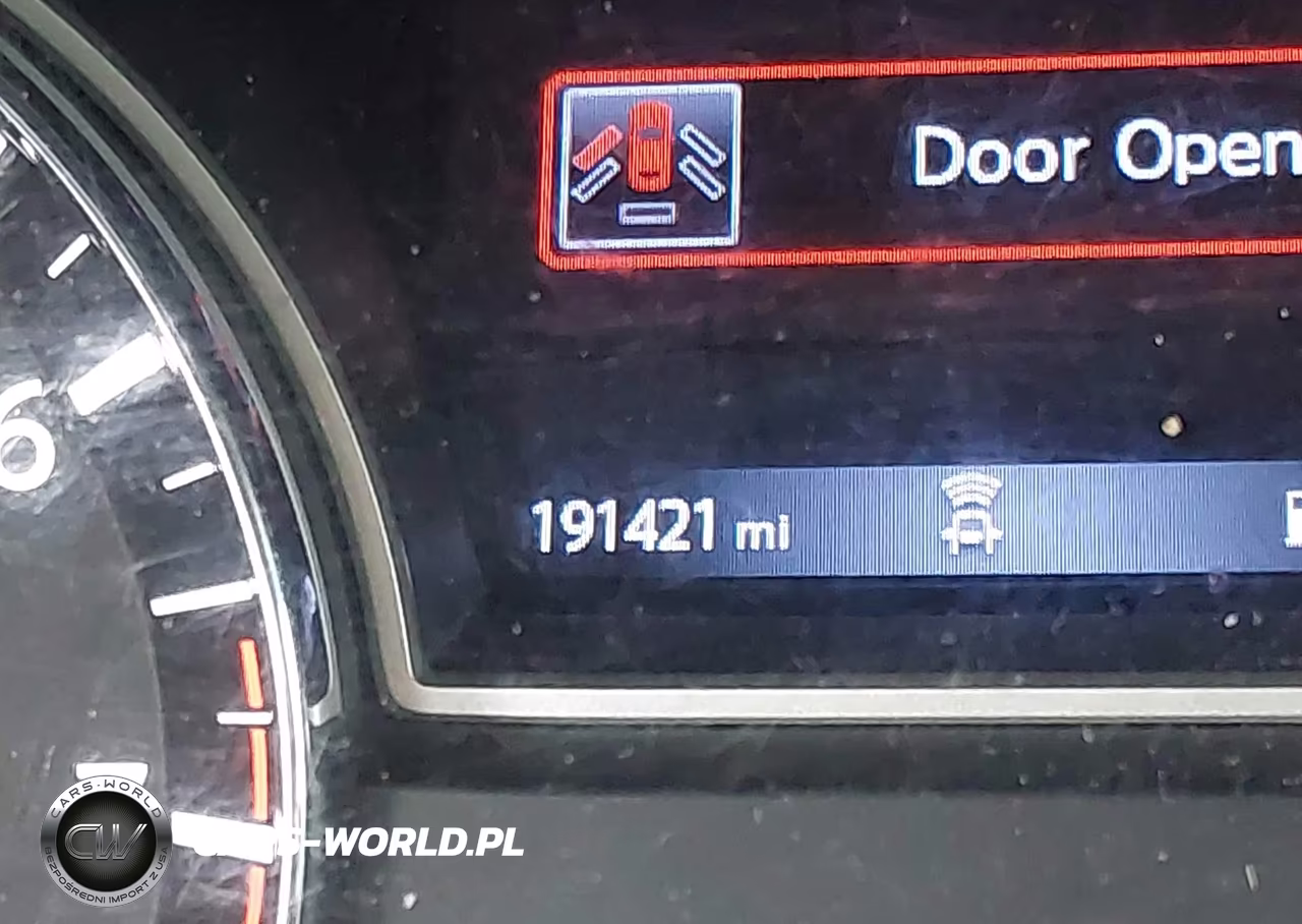 2018 Nissan Pathfinder S VIN:5N1DR2MM3JC627206 - 16