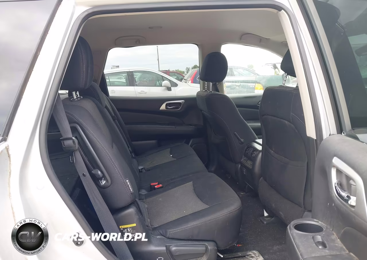 2018 Nissan Pathfinder S VIN:5N1DR2MM3JC627206 - 8
