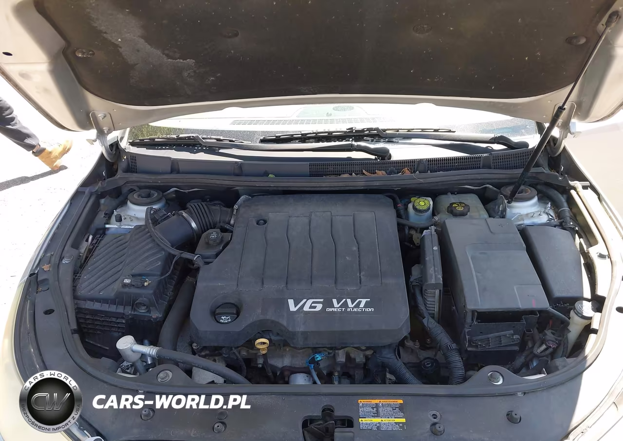 2010 Buick Lacrosse Cx VIN:1G4GB5EG8AF272656 - 10