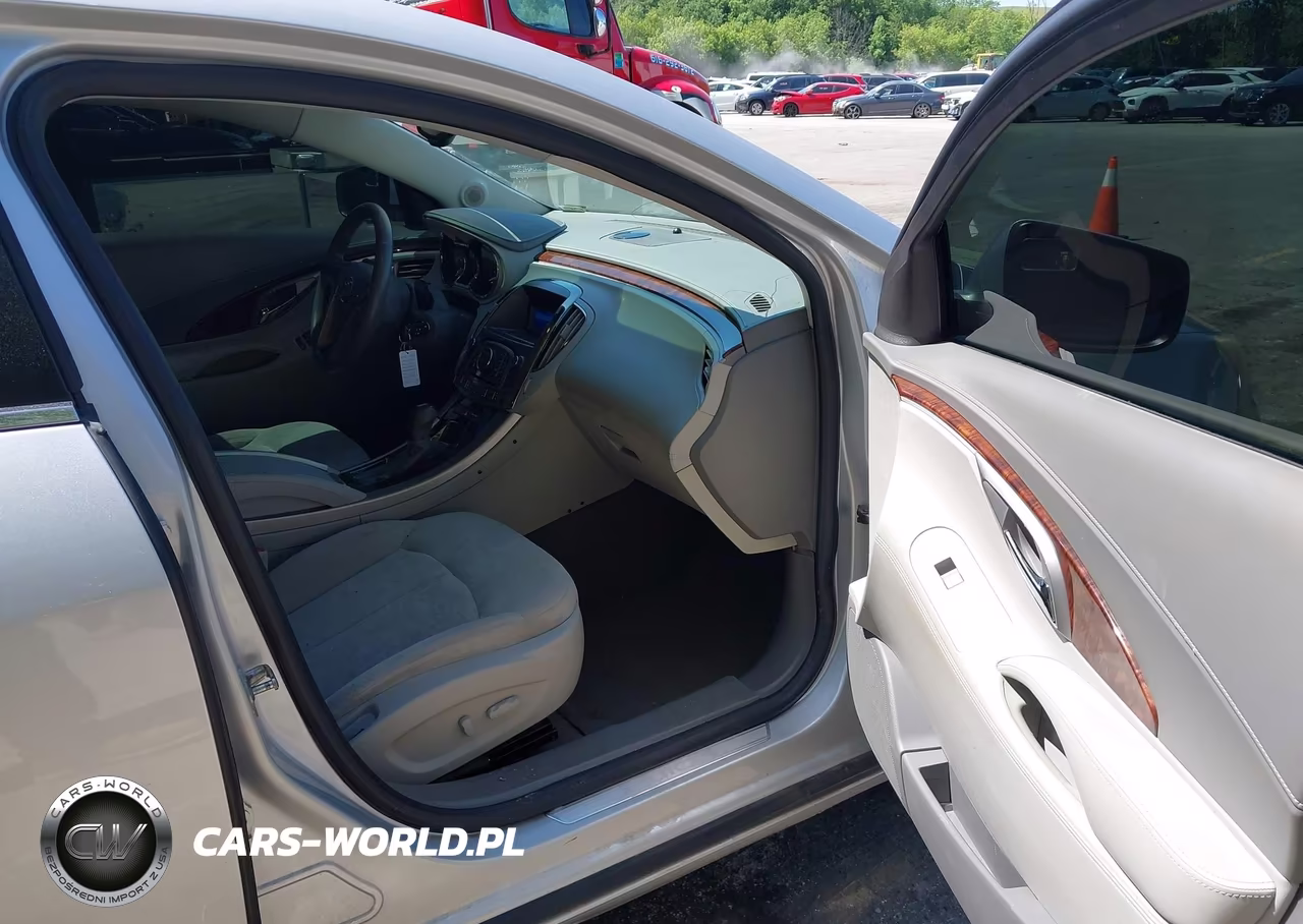 2010 Buick Lacrosse Cx VIN:1G4GB5EG8AF272656 - 5