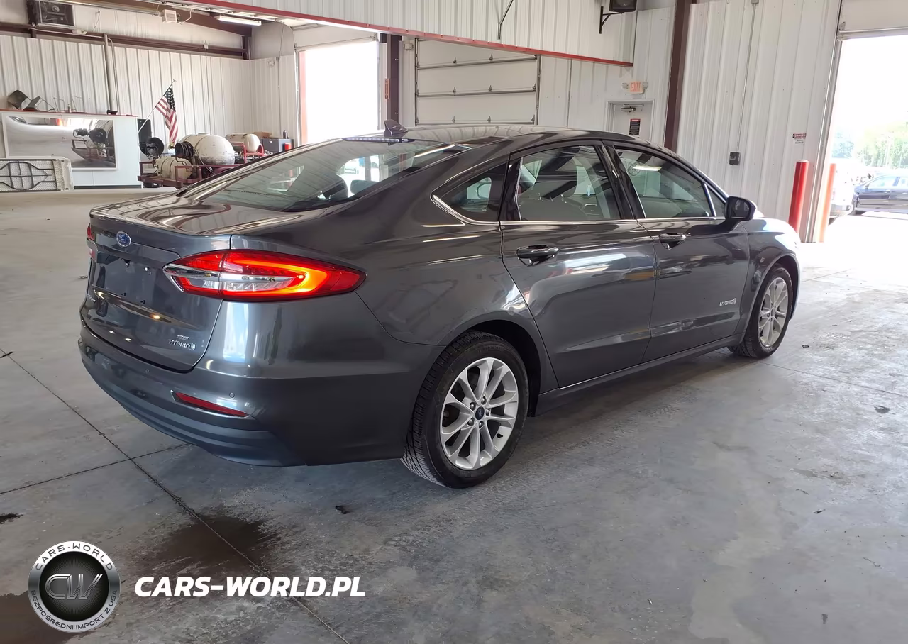 2019 Ford Fusion Hybrid Se VIN:3FA6P0LU5KR274100 - 4