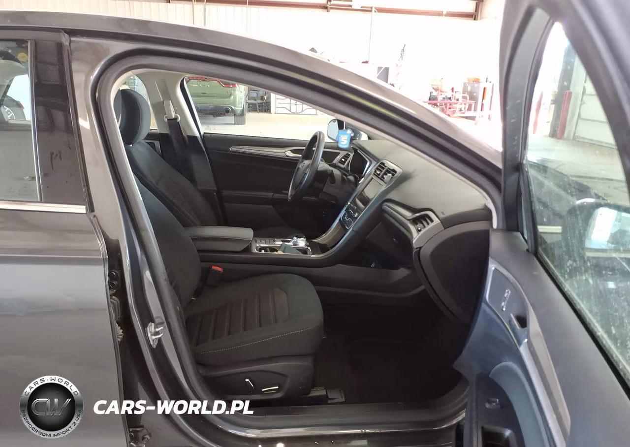 2019 Ford Fusion Hybrid Se VIN:3FA6P0LU5KR274100 - 5