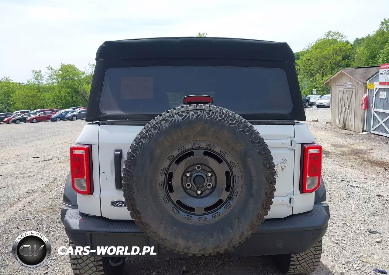 2024 Ford Bronco Black Diamond VIN:1FMEE1BH0RLA92606 - 16