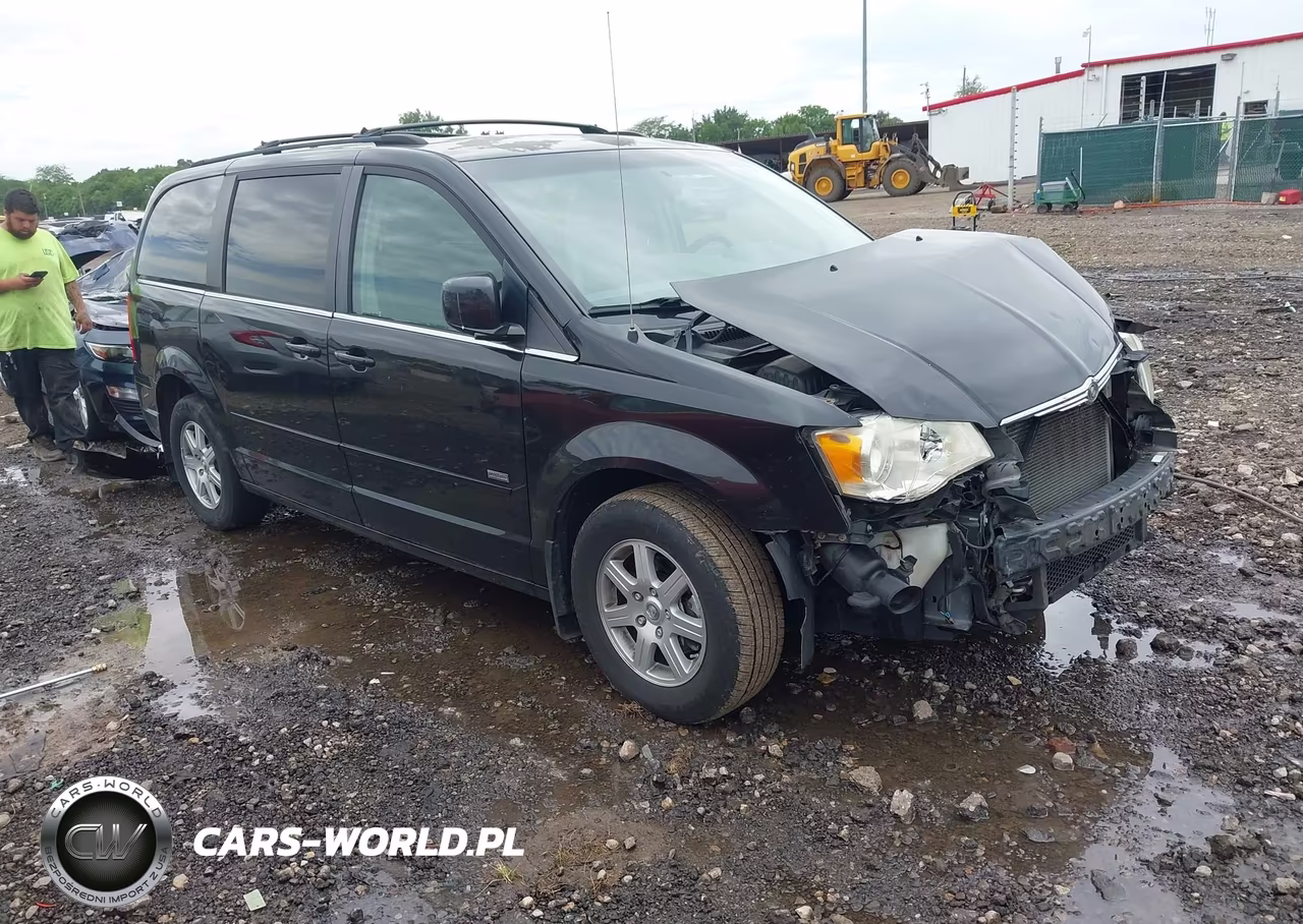 2008 Chrysler Town & Country Touring – zdjęcie 1 z 17