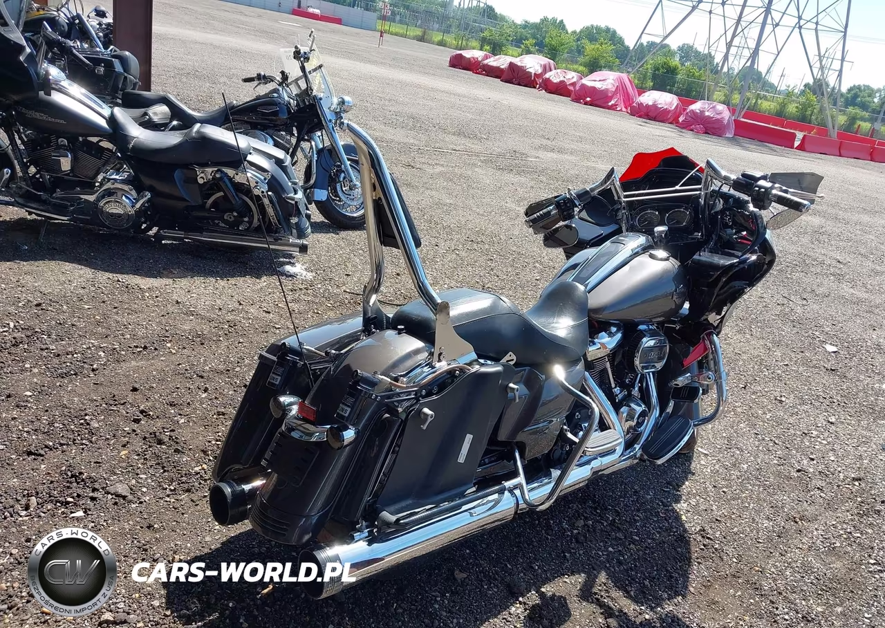 2023 Harley-Davidson Fltrxs VIN:1HD1KTP18PB600826 - 3
