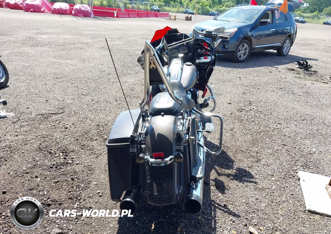 2023 Harley-Davidson Fltrxs VIN:1HD1KTP18PB600826 - 6