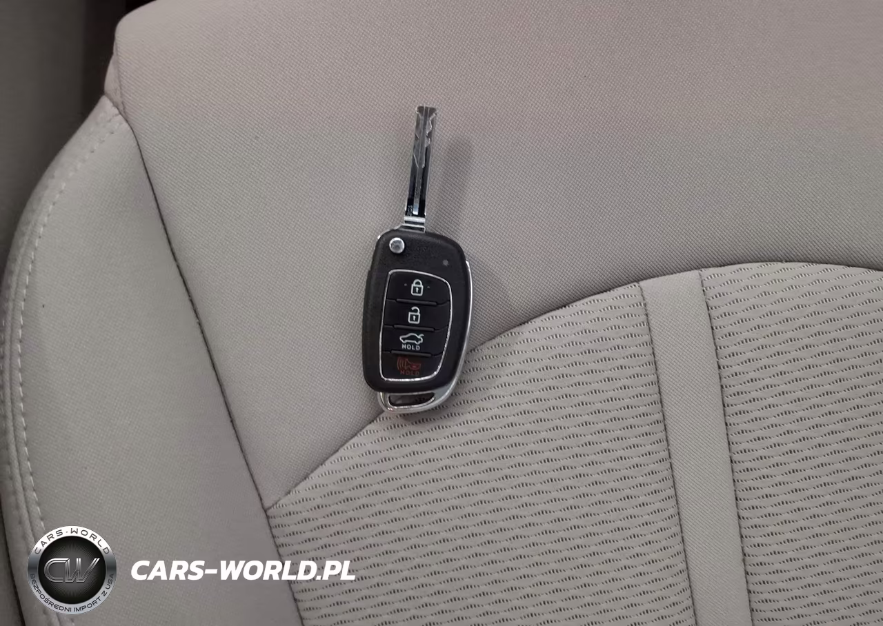 2019 Hyundai Sonata Eco VIN:5NPE24AA2KH774674 - 11