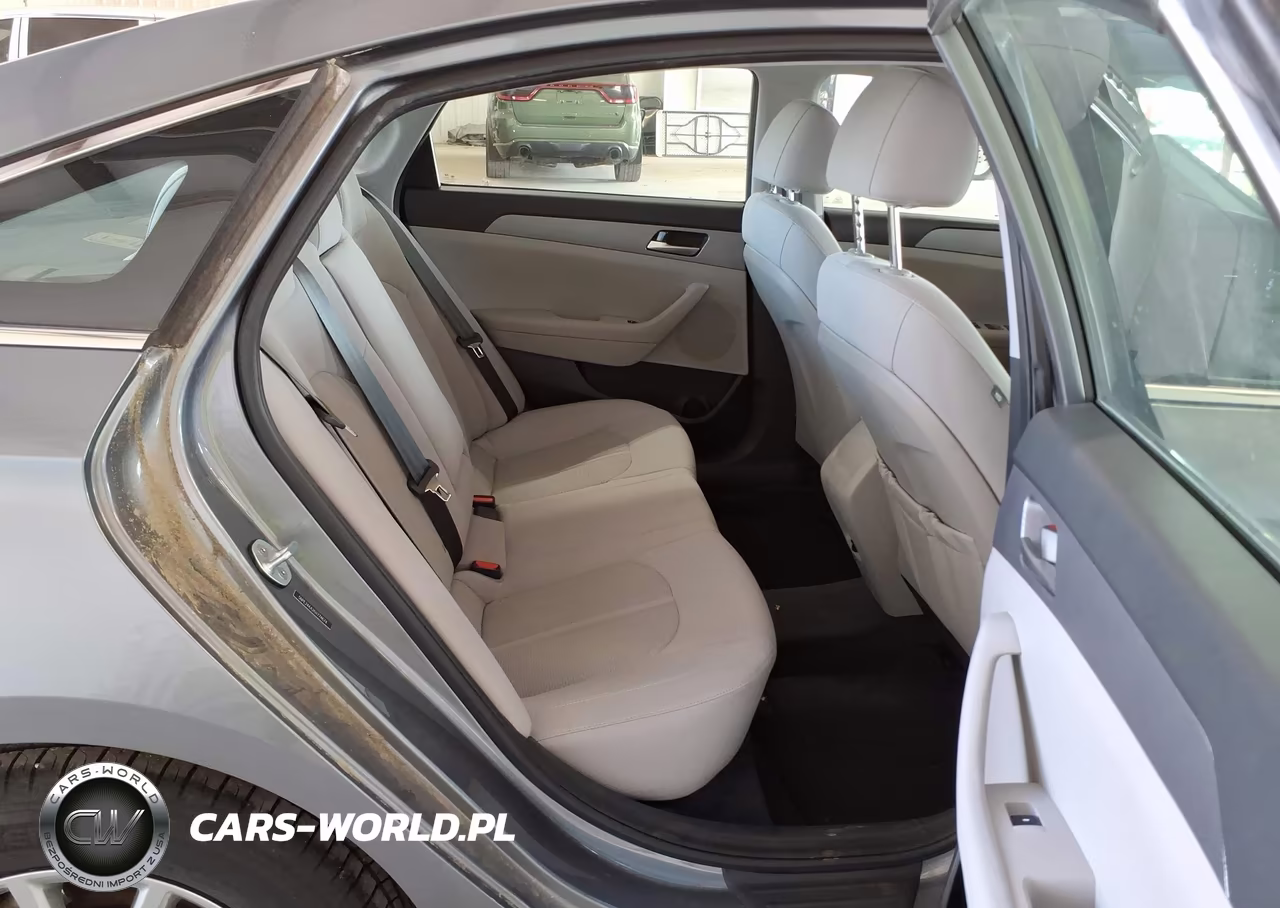 2019 Hyundai Sonata Eco VIN:5NPE24AA2KH774674 - 8