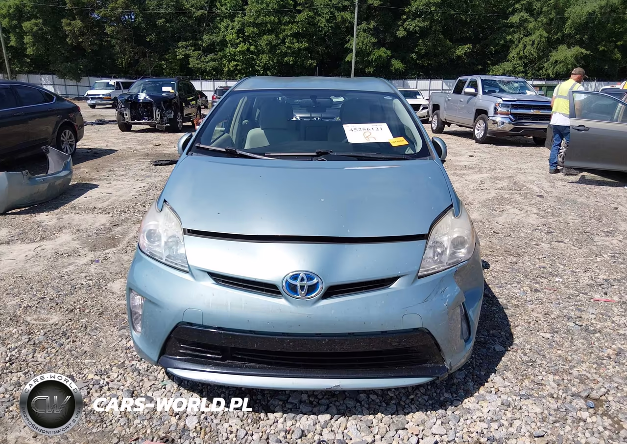 2013 Toyota Prius Two VIN:JTDKN3DU8D5694079 - 13