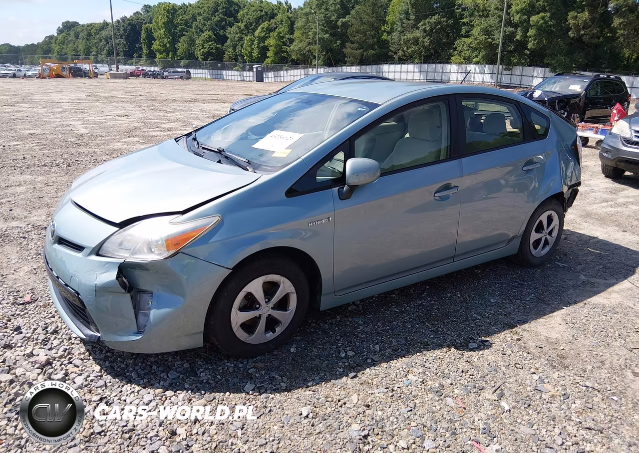2013 Toyota Prius Two VIN:JTDKN3DU8D5694079 - 2