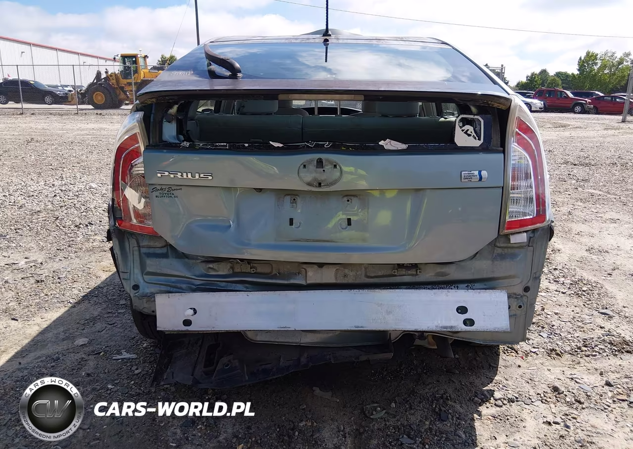 2013 Toyota Prius Two VIN:JTDKN3DU8D5694079 - 6