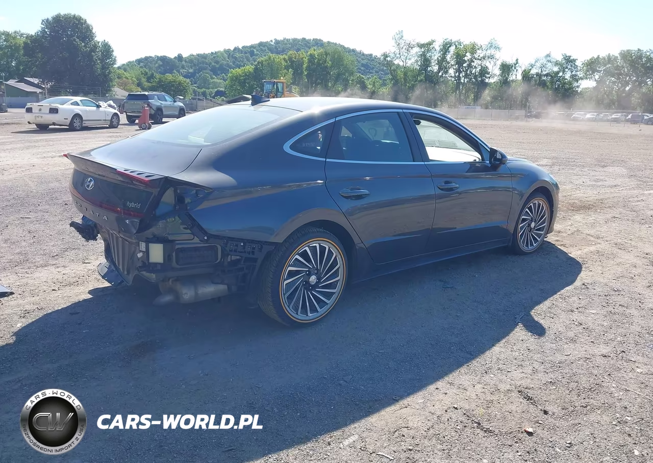2021 Hyundai Sonata Limited VIN:KMHL54JJ2MA032151 - 4
