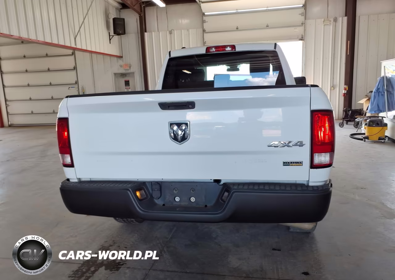2017 Ram 1500 Tradesman 4X4 6'4 Box VIN:1C6RR7FGXHS544281 - 16