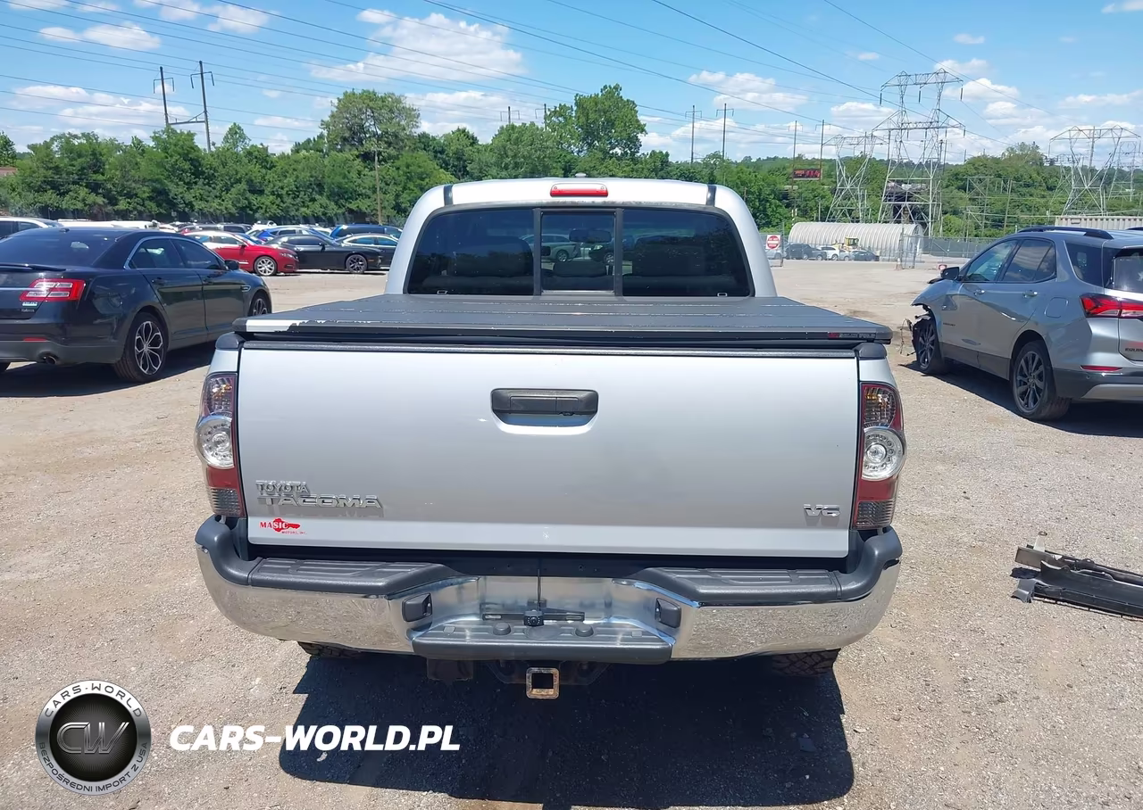 2011 Toyota Tacoma Base V6 VIN:3TMLU4EN2BM057507 - 17