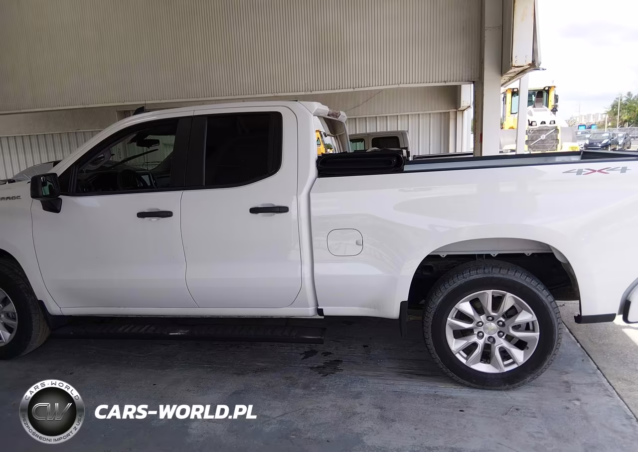 2021 Chevrolet Silverado 1500 4Wd Standard Bed Custom VIN:1GCRYBEK2MZ338085 - 14