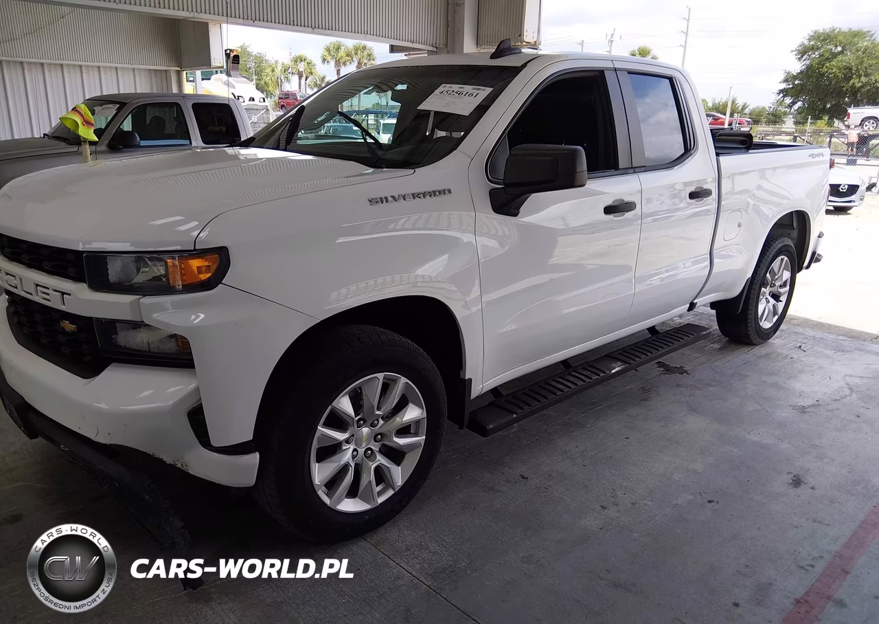 2021 Chevrolet Silverado 1500 4Wd Standard Bed Custom VIN:1GCRYBEK2MZ338085 - 2