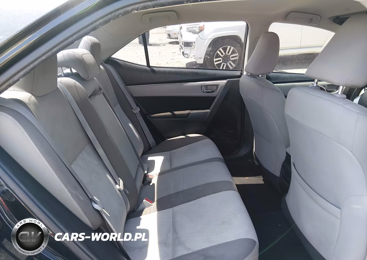 2018 Toyota Corolla Le VIN:2T1BURHE2JC117412 - 8