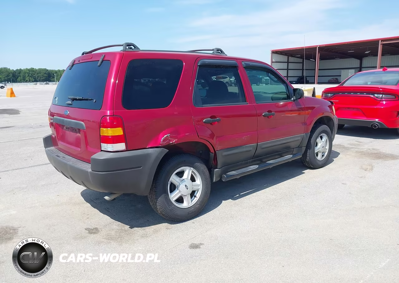 2003 Ford Escape Xlt VIN:1FMCU031X3KA72219 - 4