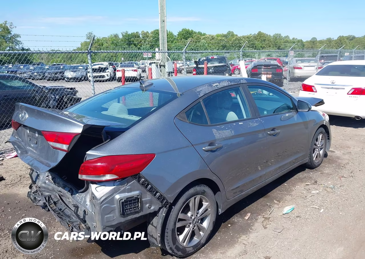 2017 Hyundai Elantra Se VIN:KMHD84LF9HU068881 - 4