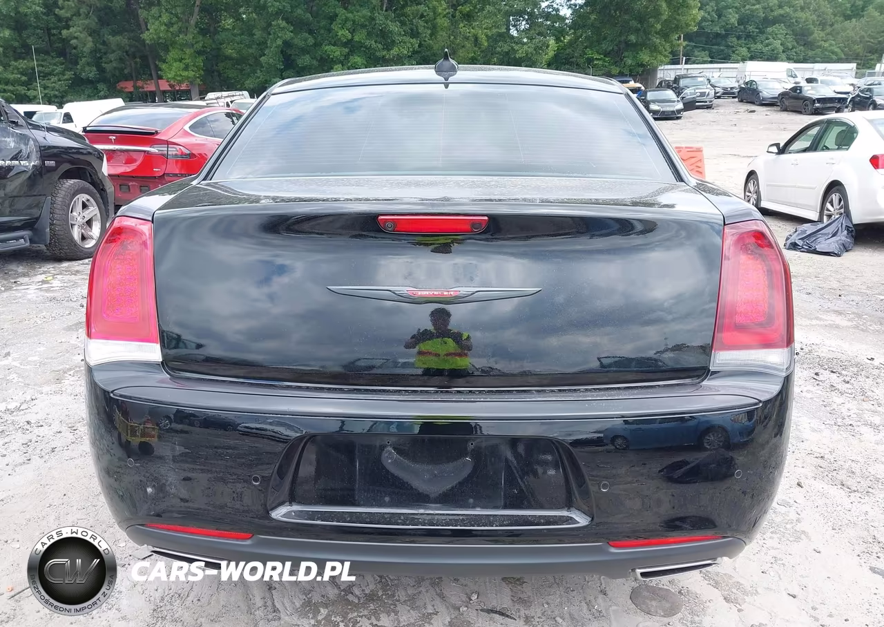 2022 Chrysler 300 S VIN:2C3CCABG2NH158738 - 17