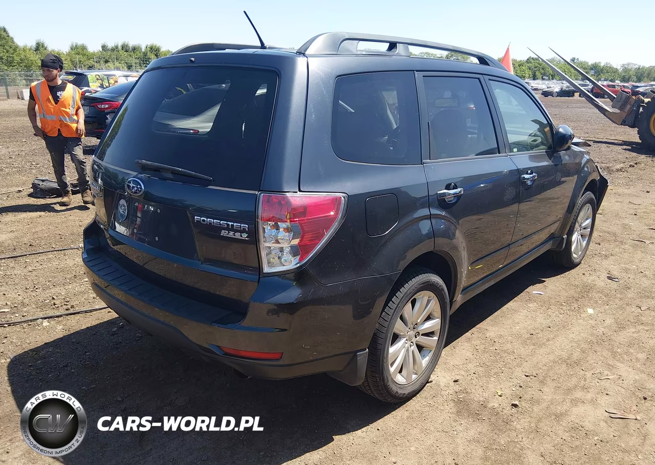 2013 Subaru Forester 2.5X Limited VIN:JF2SHAEC4DH412280 - 4