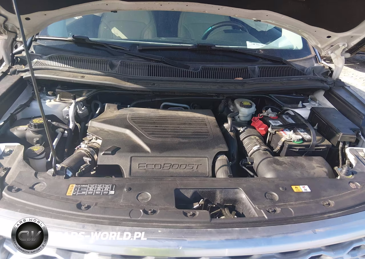 2016 Ford Explorer Platinum VIN:1FM5K8HT8GGC19976 - 10