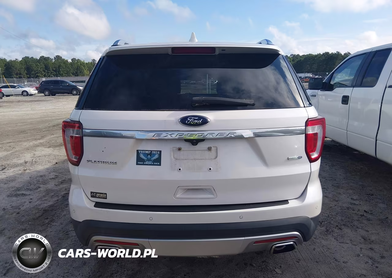 2016 Ford Explorer Platinum VIN:1FM5K8HT8GGC19976 - 16