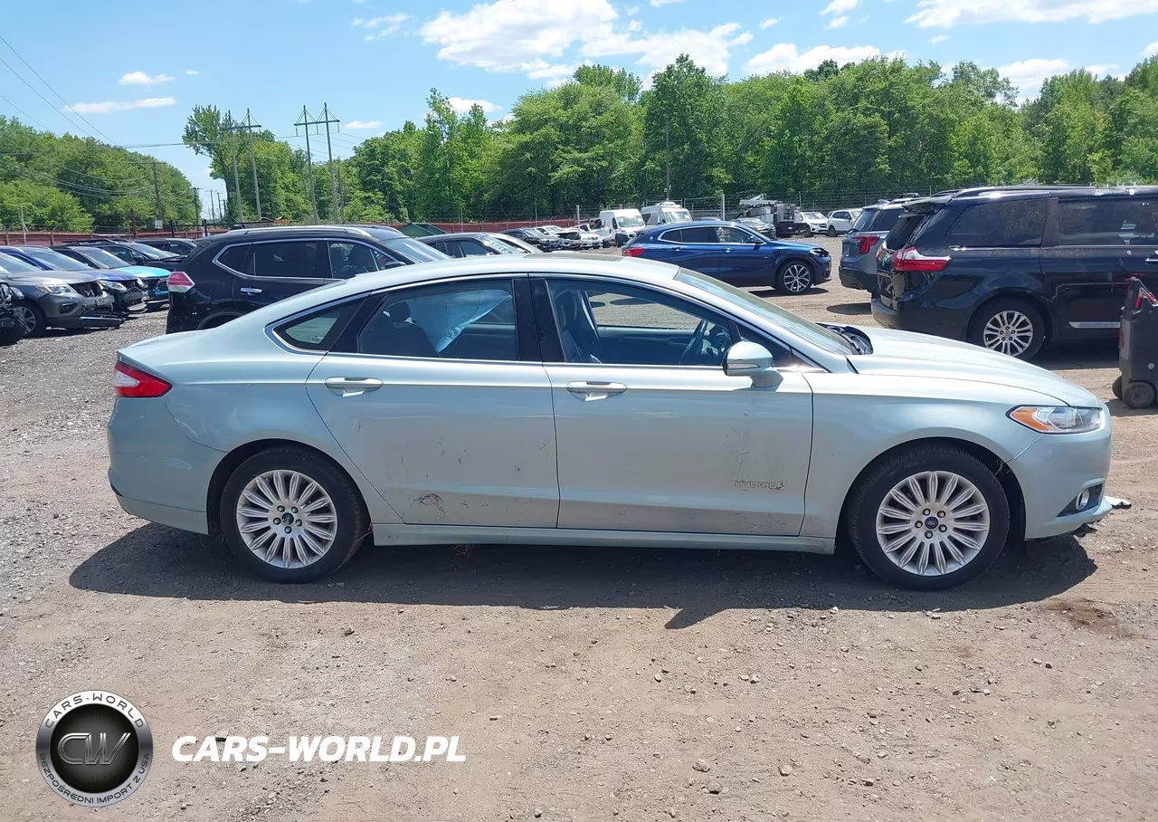 2013 Ford Fusion Hybrid Se VIN:3FA6P0LU3DR288581 - 13