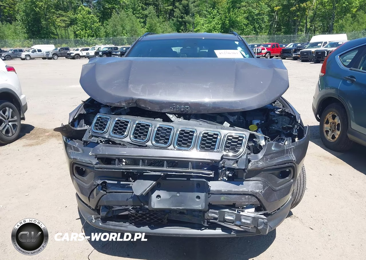 2024 Jeep Compass Latitude Lux Fwd VIN:3C4NJDFN4RT120087 - 13