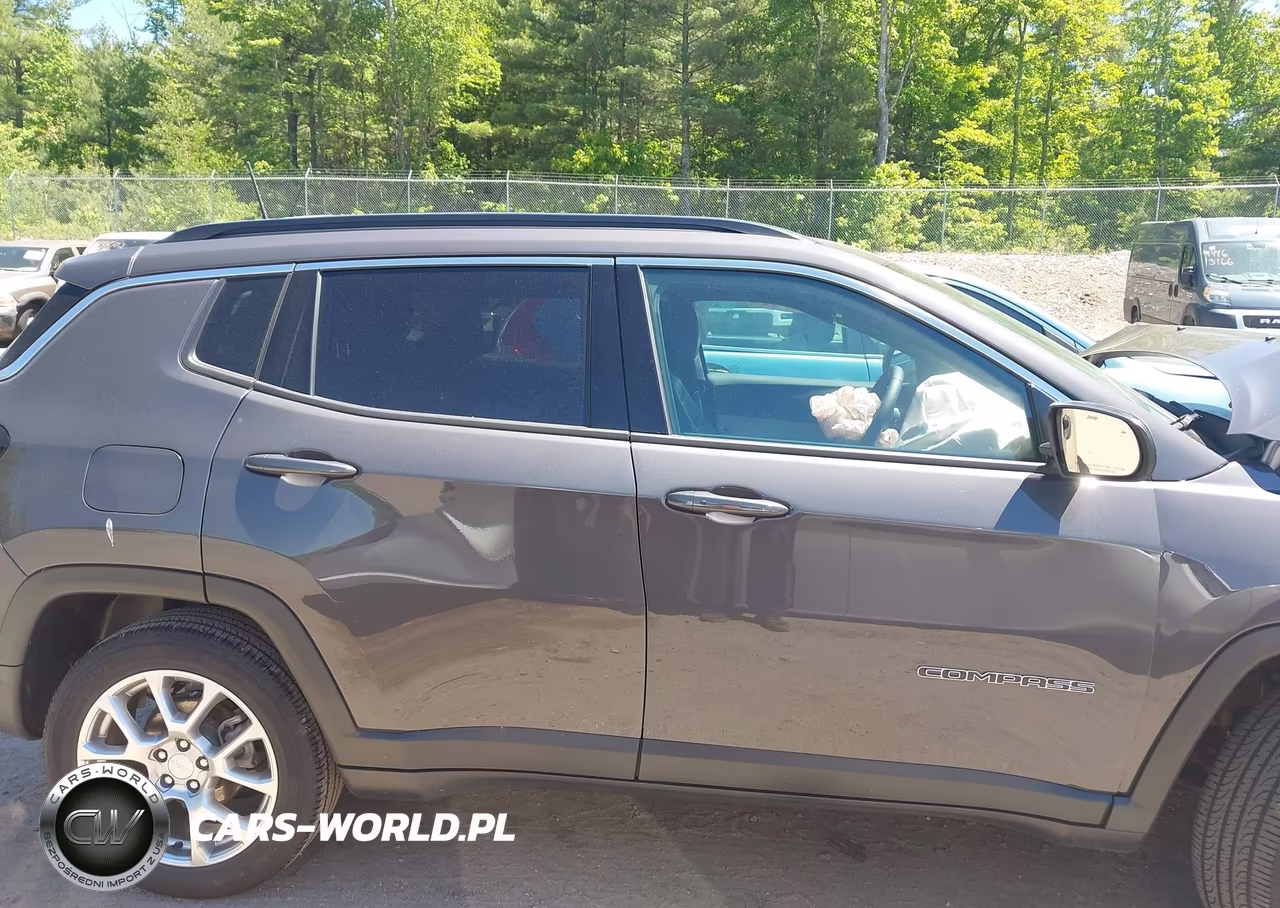 2024 Jeep Compass Latitude Lux Fwd VIN:3C4NJDFN4RT120087 - 14