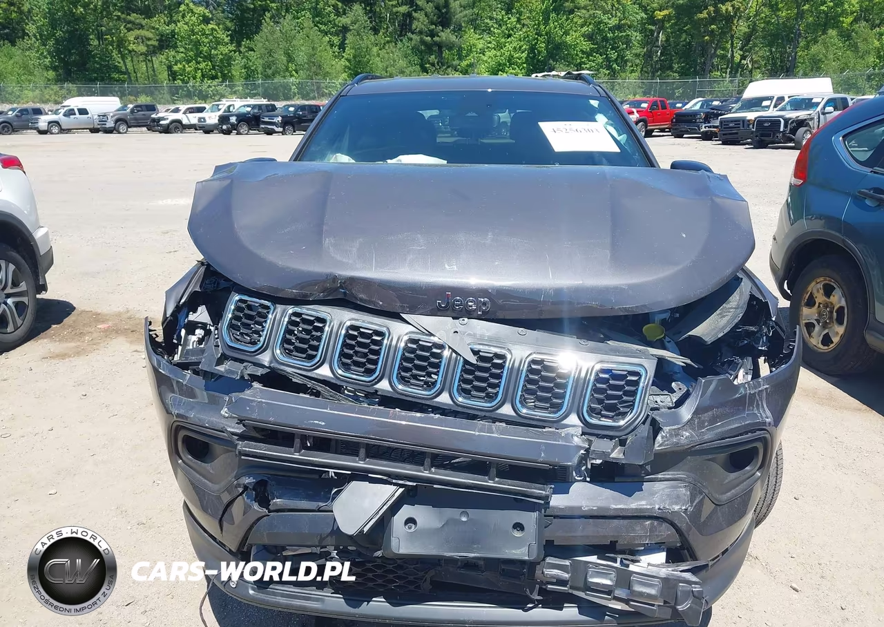 2024 Jeep Compass Latitude Lux Fwd VIN:3C4NJDFN4RT120087 - 6