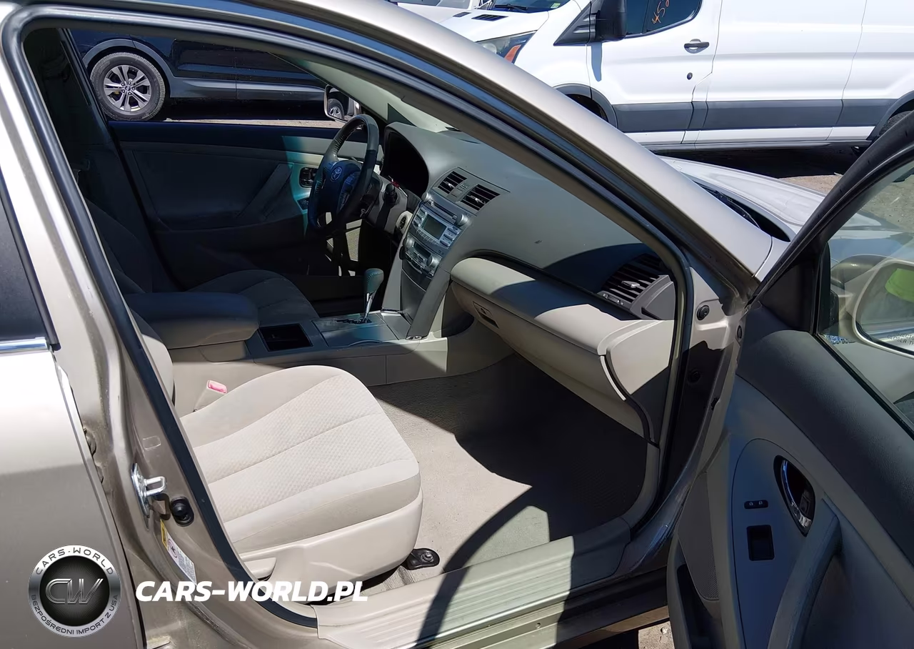 2009 Toyota Camry Hybrid VIN:4T1BB46KX9U063692 - 5