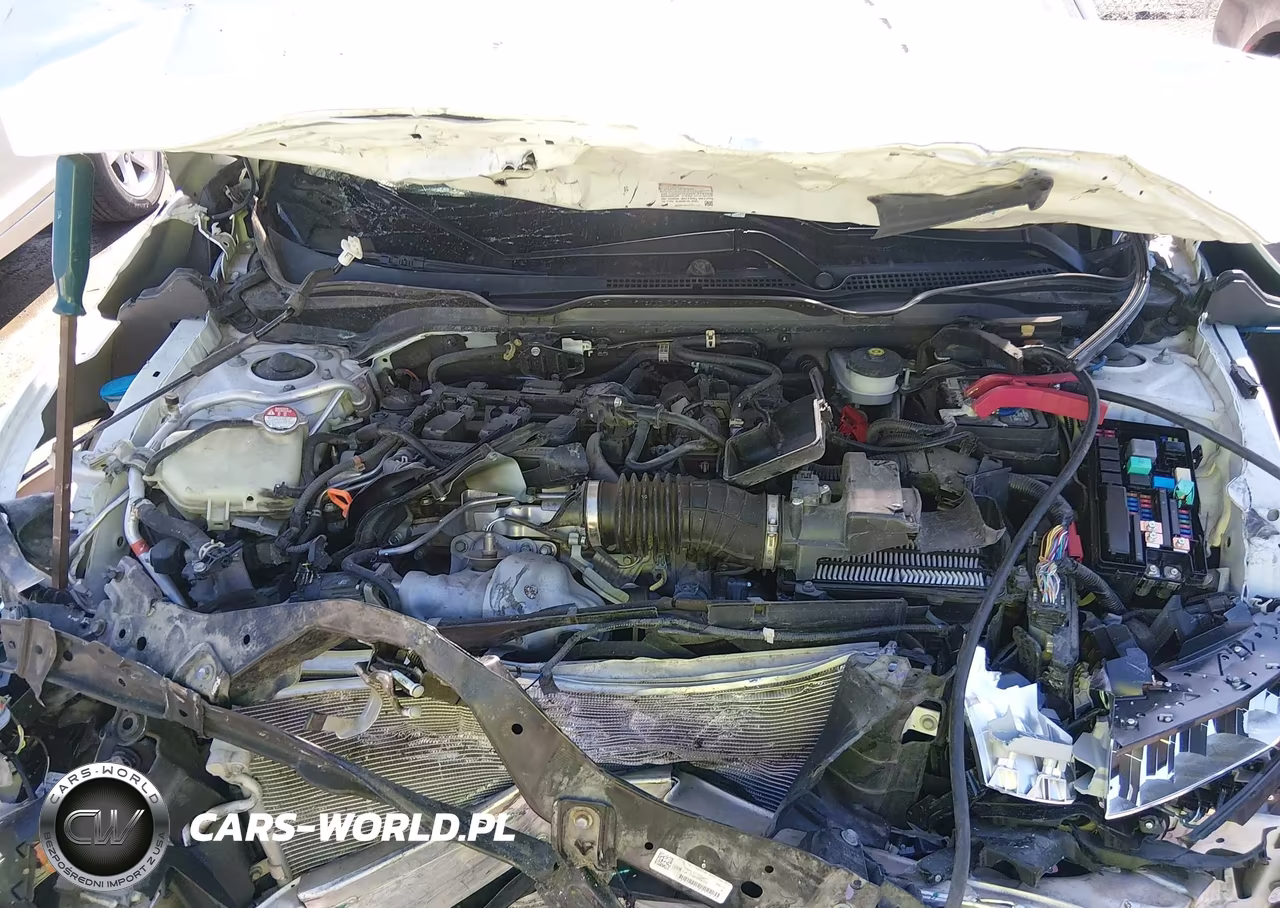 2019 Honda Civic Touring VIN:19XFC1F96KE001743 - 10
