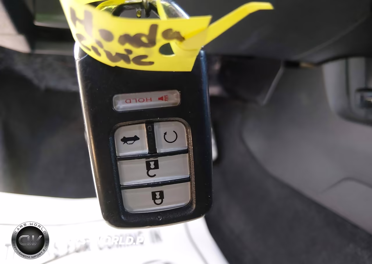 2019 Honda Civic Touring VIN:19XFC1F96KE001743 - 11