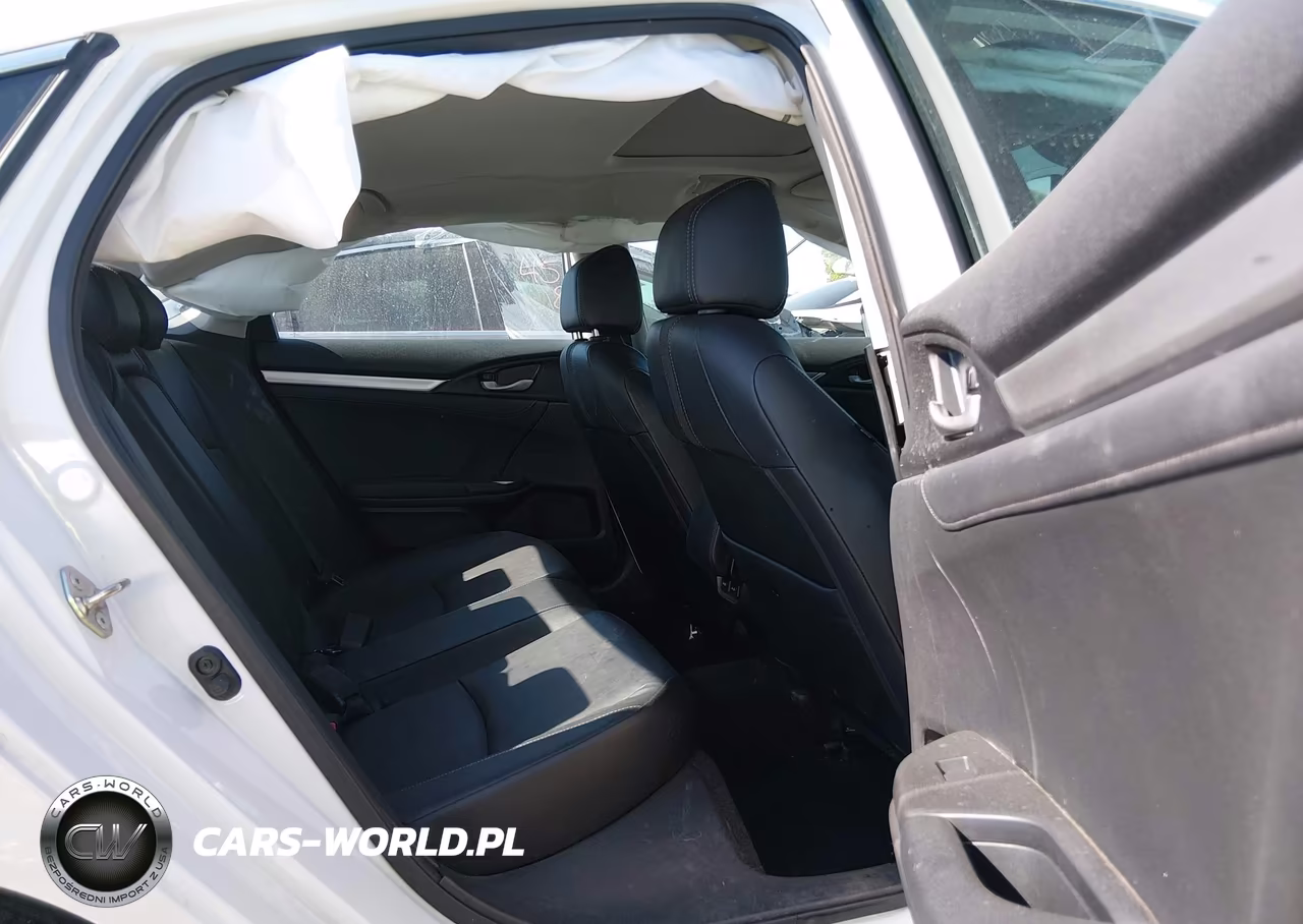 2019 Honda Civic Touring VIN:19XFC1F96KE001743 - 8