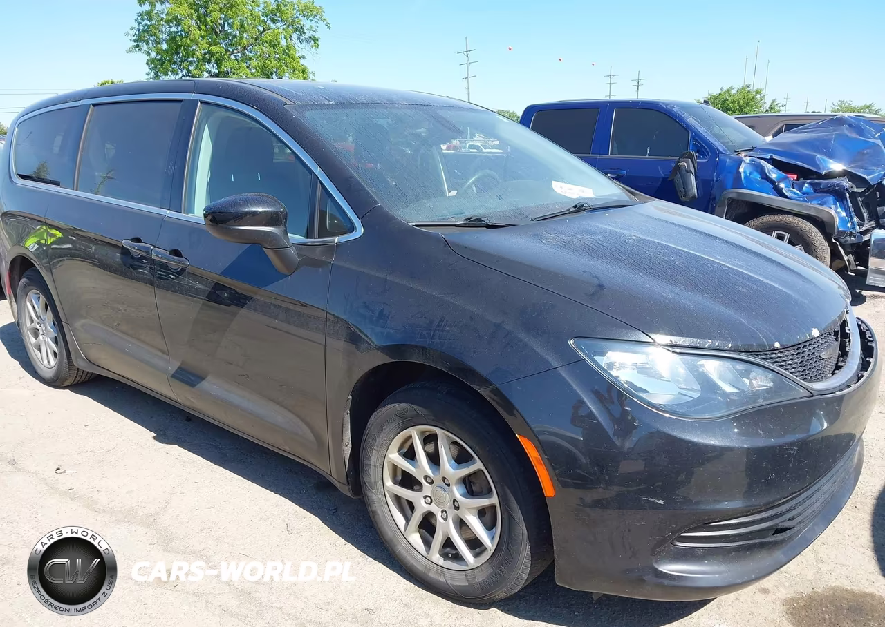 2017 Chrysler Pacifica Touring VIN:2C4RC1DG7HR634306 - 13