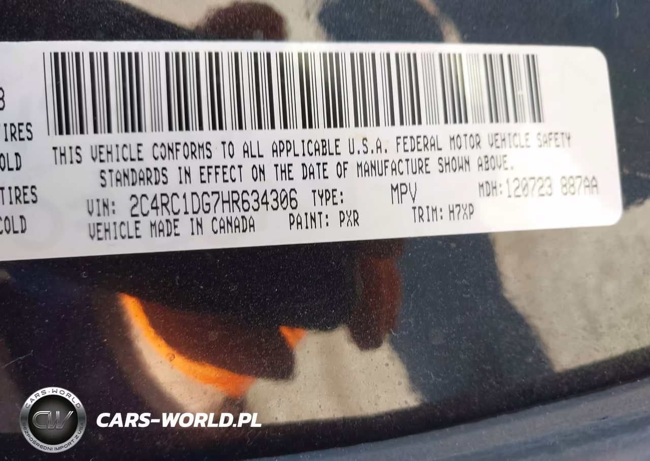 2017 Chrysler Pacifica Touring VIN:2C4RC1DG7HR634306 - 9