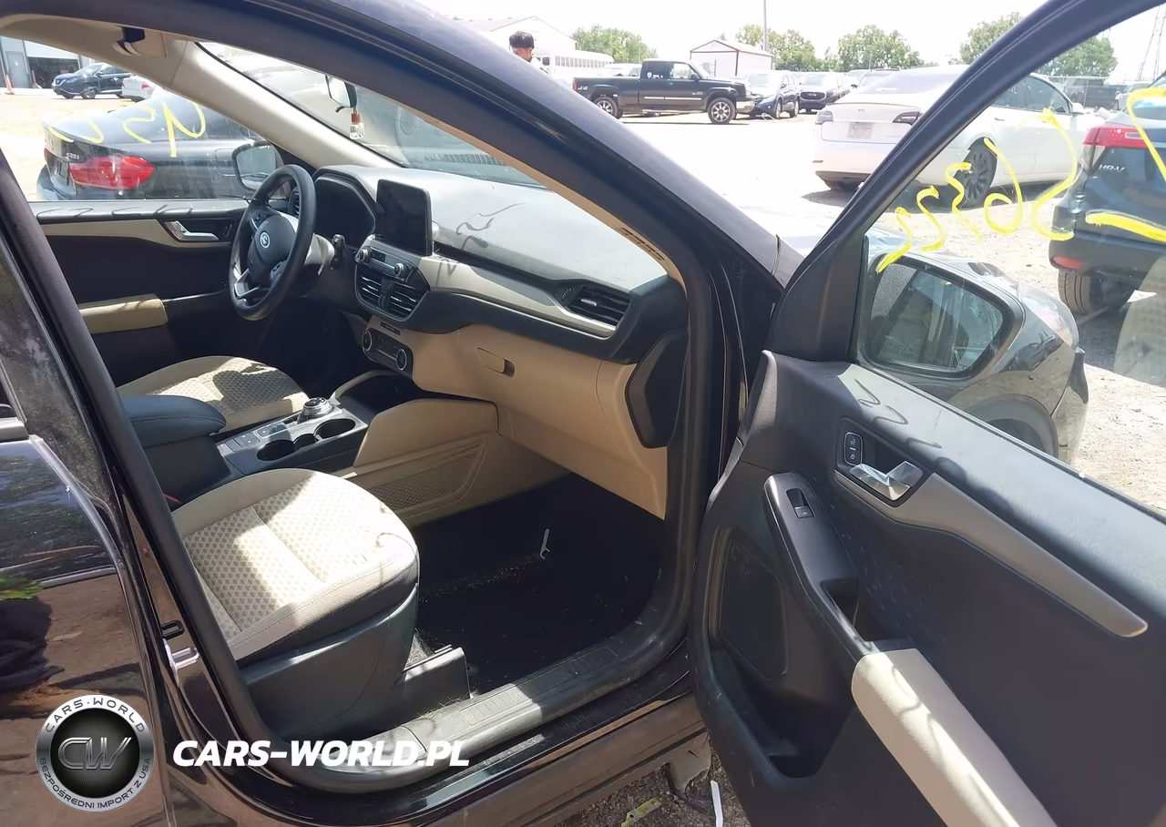 2020 Ford Escape Se VIN:1FMCU9G63LUC14733 - 5