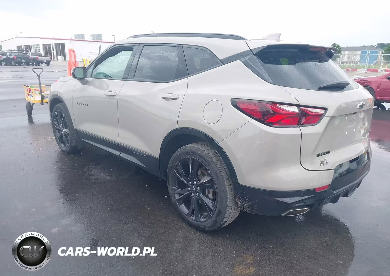 2021 Chevrolet Blazer Fwd Rs VIN:3GNKBERS1MS558367 - 3