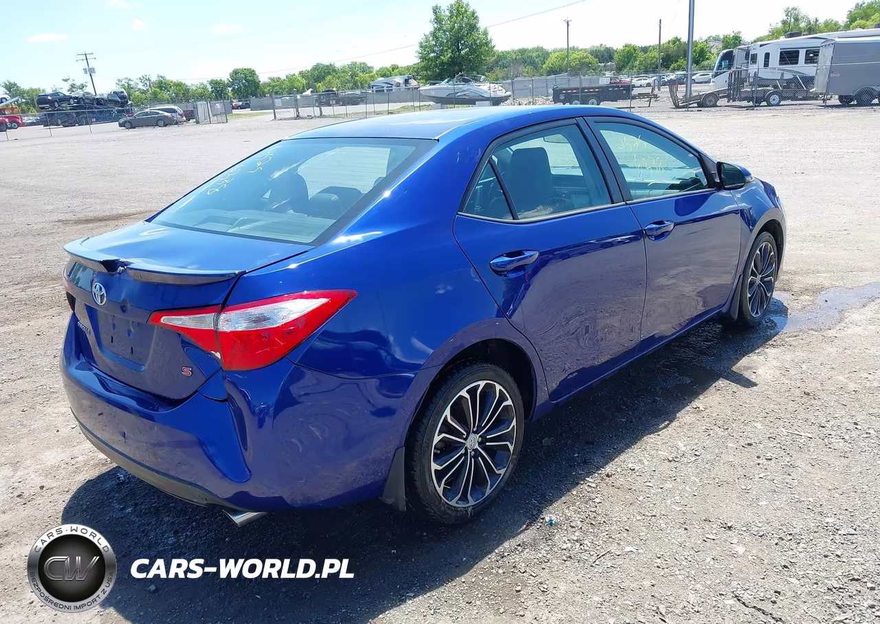 2015 Toyota Corolla S Plus VIN:2T1BURHE6FC347607 - 4