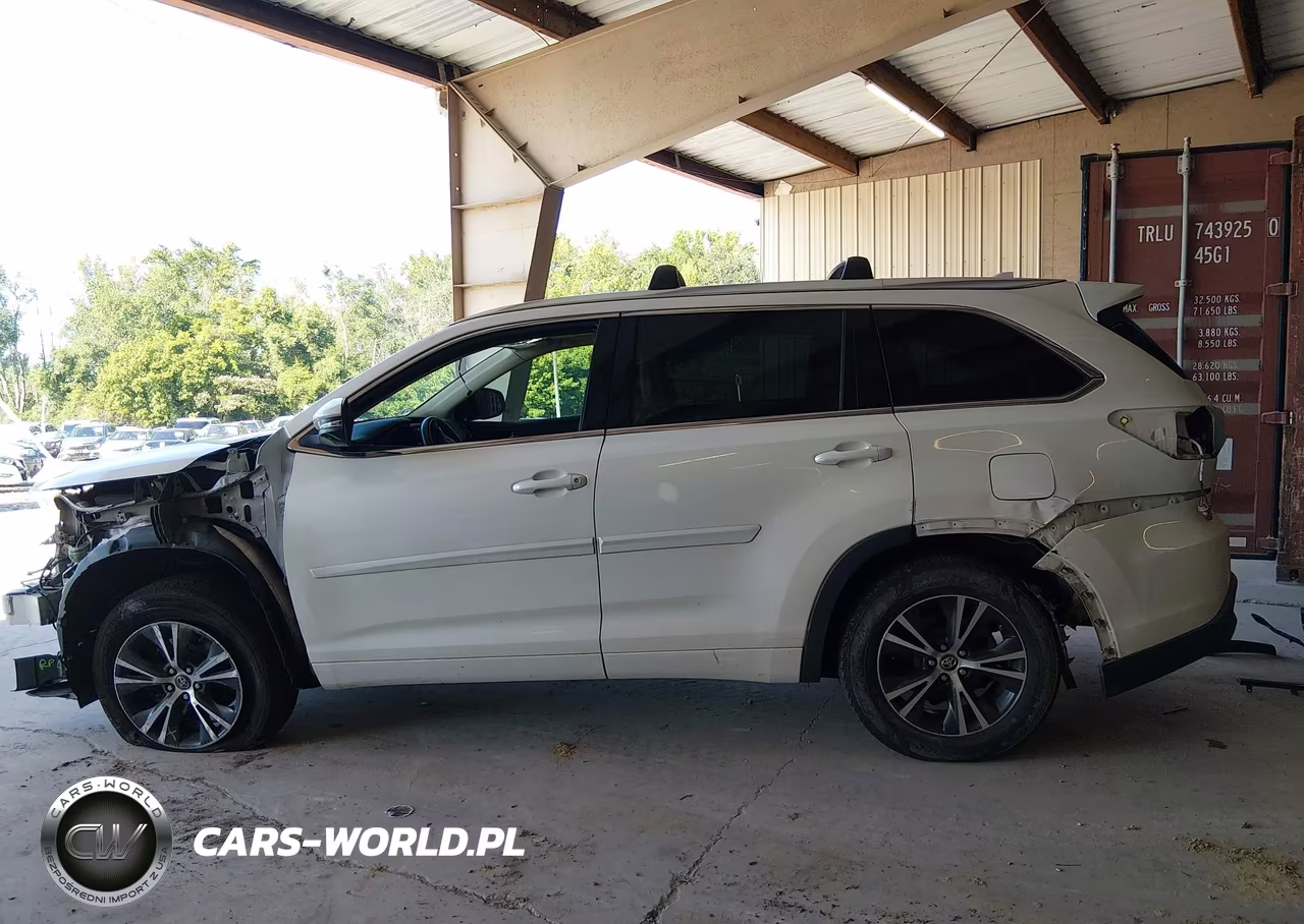 2016 Toyota Highlander Xle V6 VIN:5TDKKRFH3GS503680 - 15
