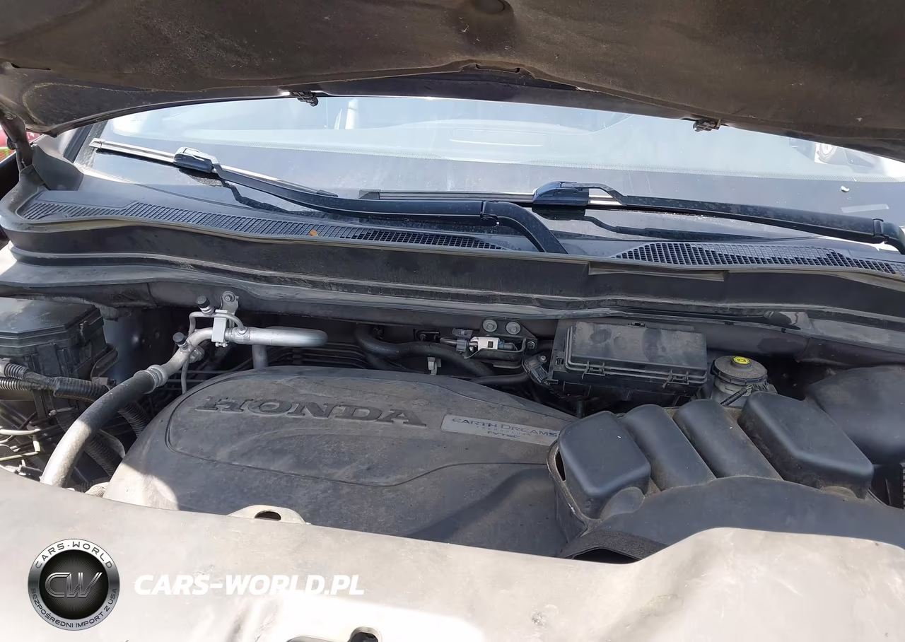 2016 Honda Pilot Touring VIN:5FNYF5H9XGB031138 - 10