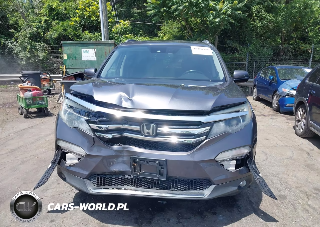 2016 Honda Pilot Touring VIN:5FNYF5H9XGB031138 - 12