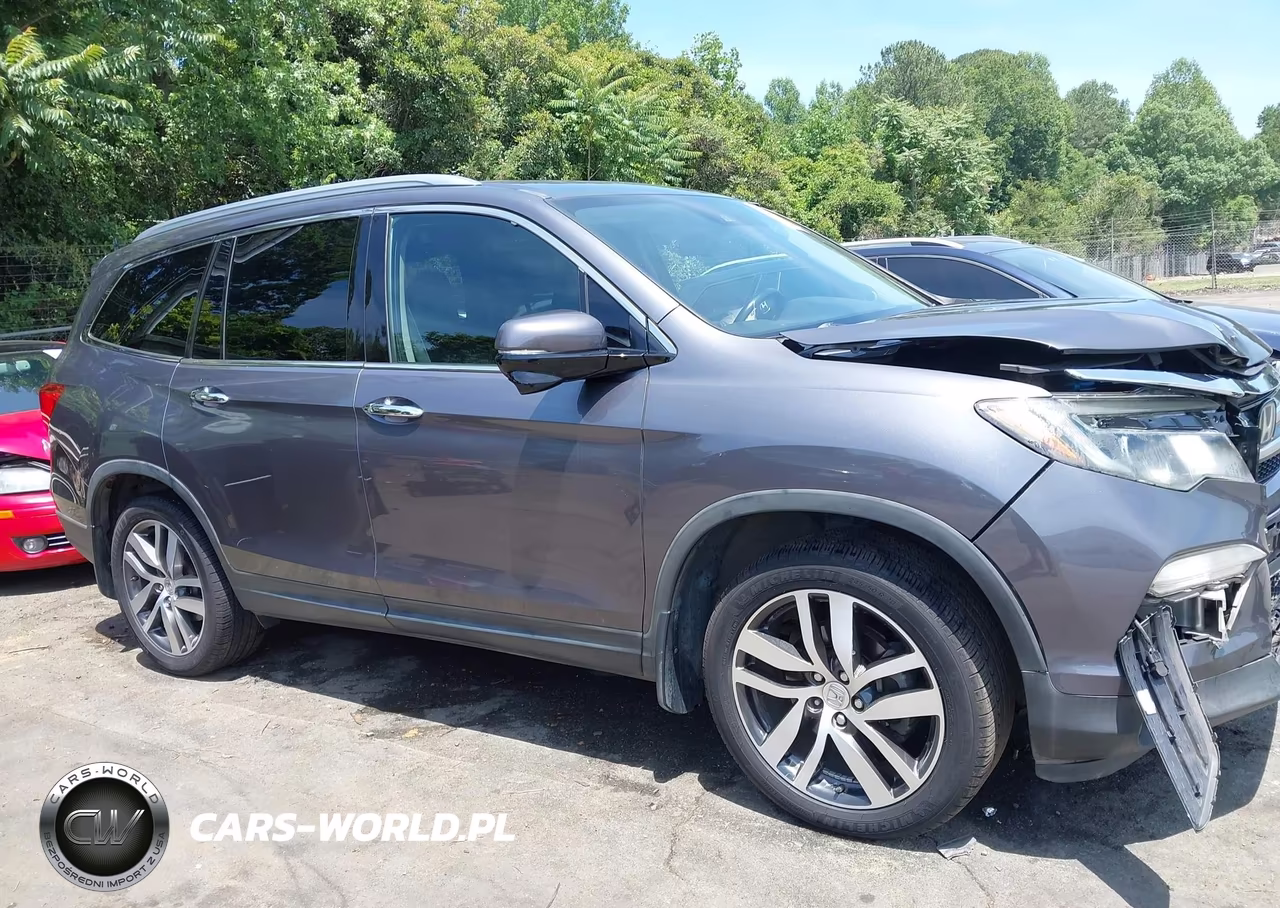 2016 Honda Pilot Touring VIN:5FNYF5H9XGB031138 - 13