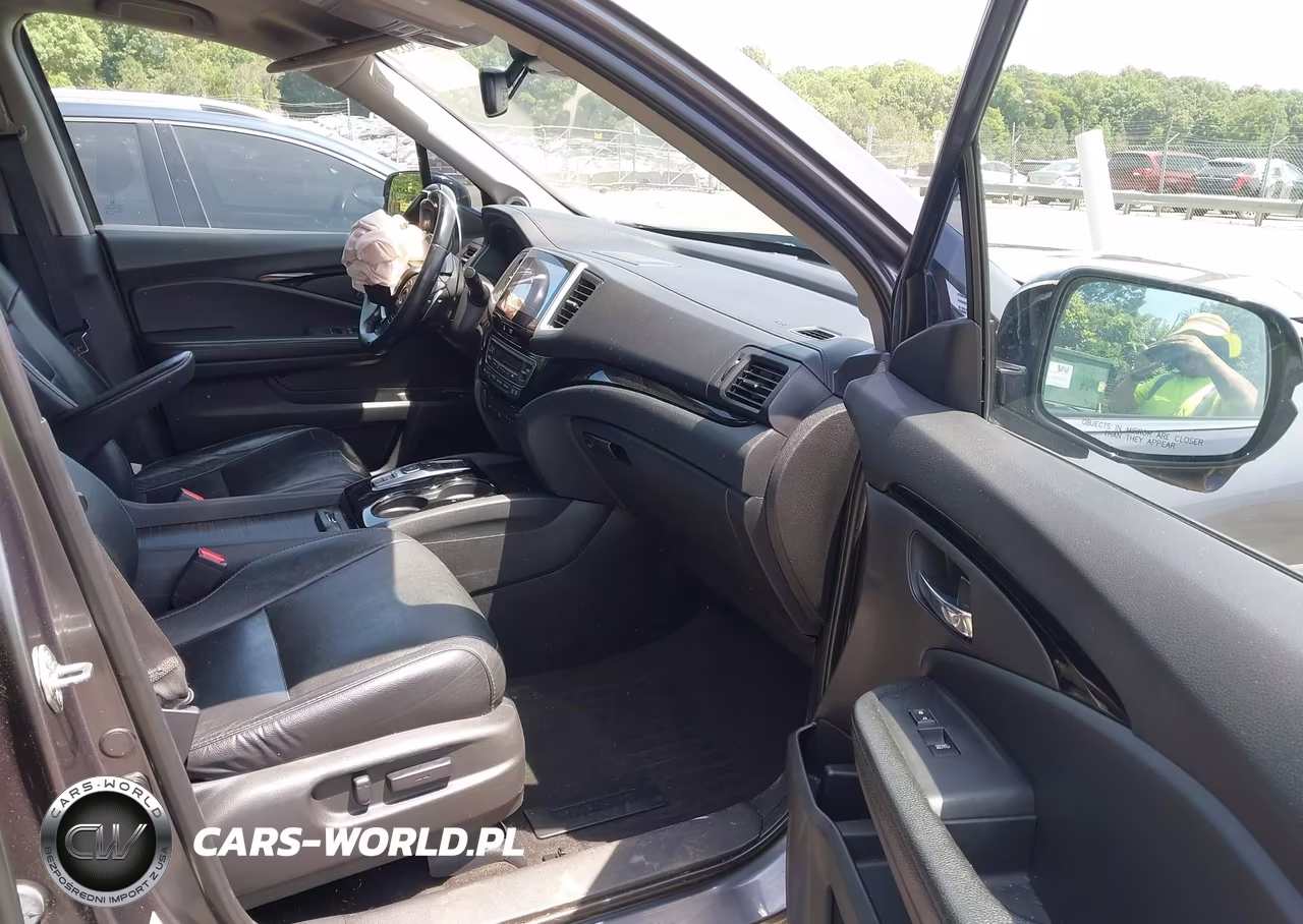2016 Honda Pilot Touring VIN:5FNYF5H9XGB031138 - 5