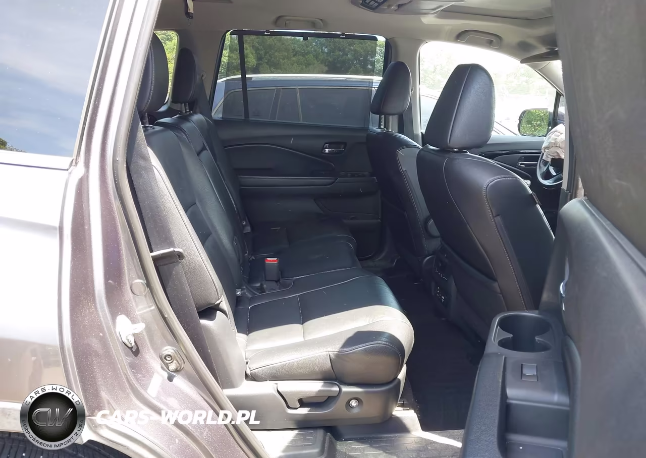 2016 Honda Pilot Touring VIN:5FNYF5H9XGB031138 - 8