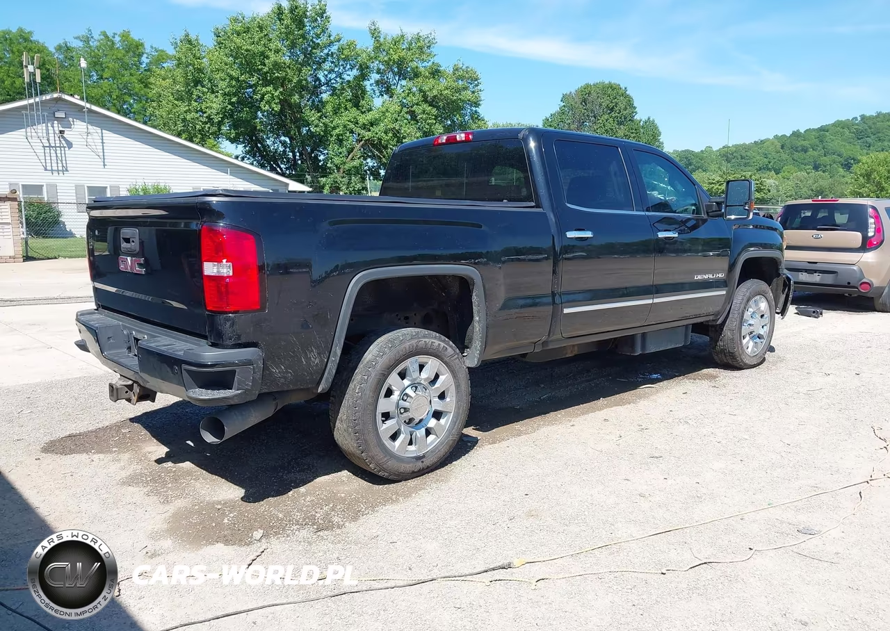 2016 GMC Sierra 2500Hd Denali VIN:1GT12UE87GF280883 - 4