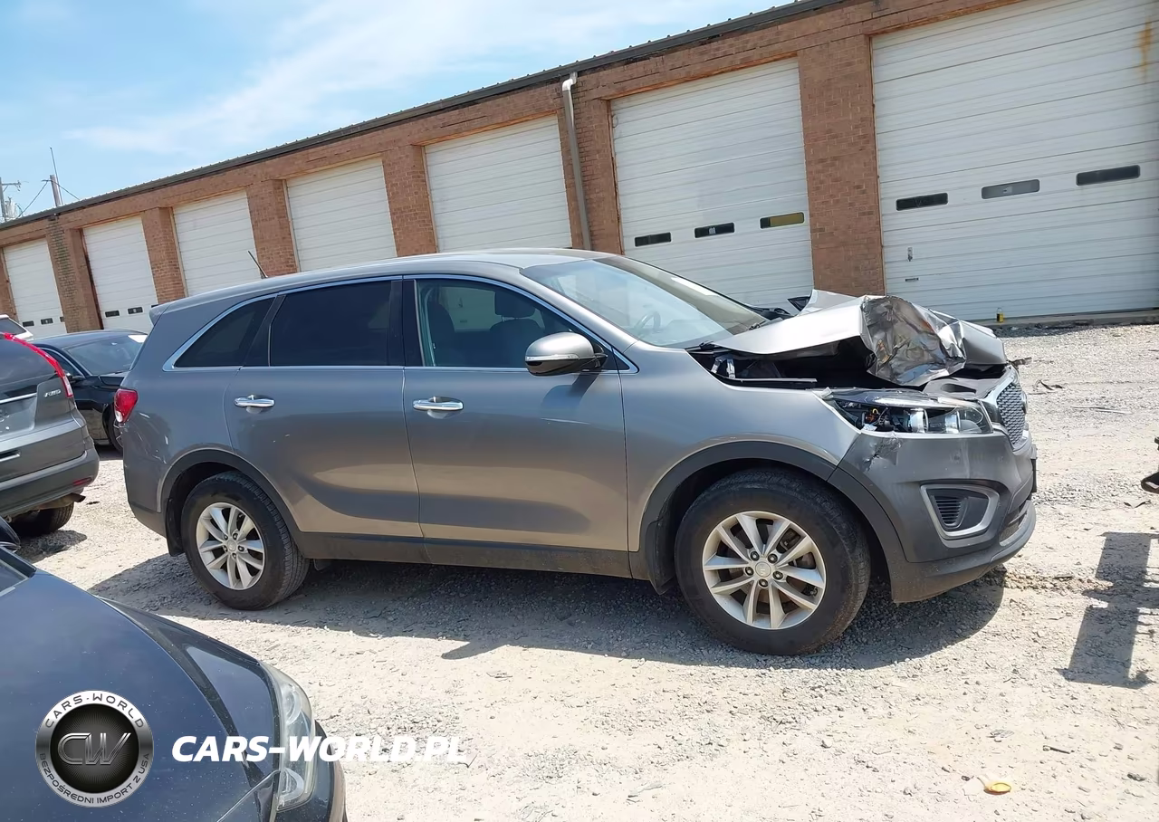 2017 Kia Sorento 2.4L L VIN:5XYPG4A33HG197505 - 13