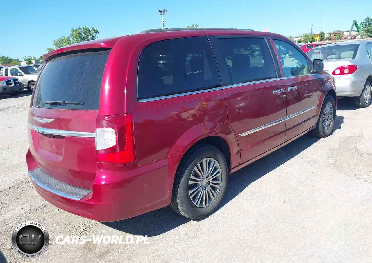 2014 Chrysler Town & Country Touring-L VIN:2C4RC1CG9ER413187 - 4
