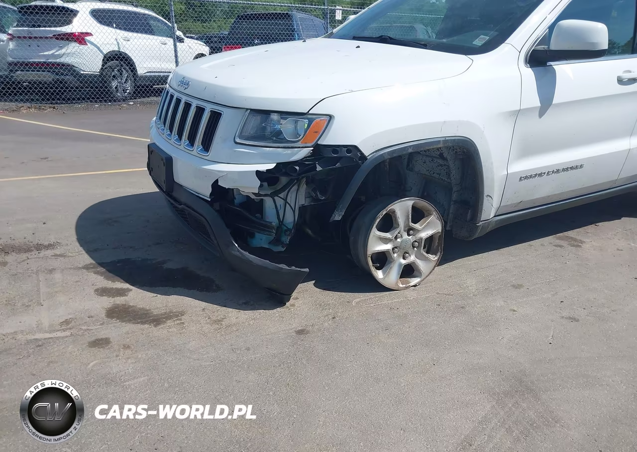 2015 Jeep Grand Cherokee Laredo VIN:1C4RJFAG5FC650436 - 6